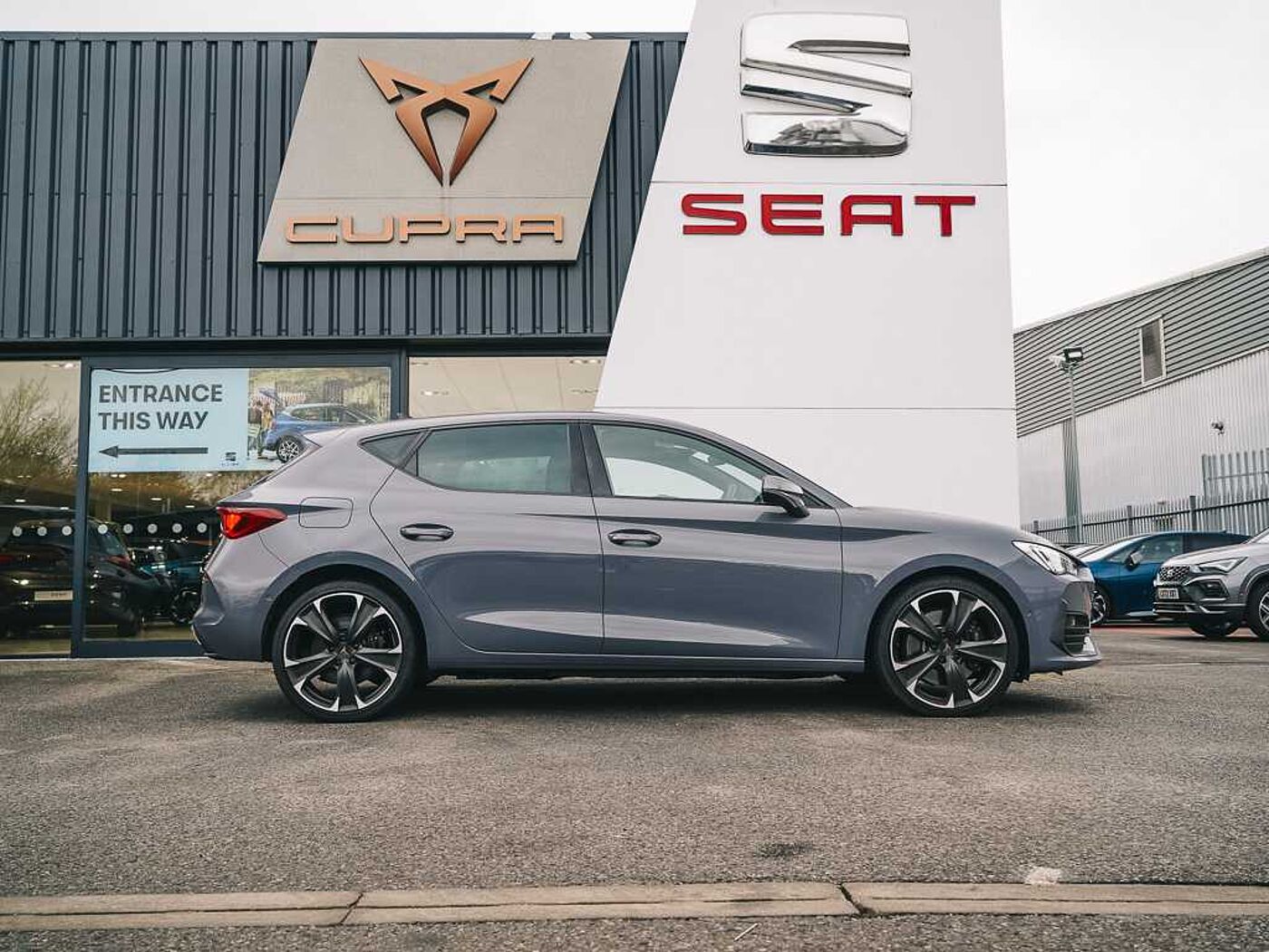 Find A Used Grey Seat Leon Hatchback Ehybrid Vz Dr Dsg In