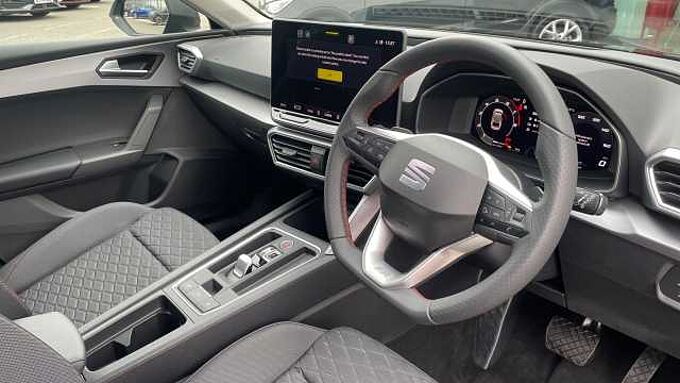 SEAT Leon 1.5 e-HYBRID (204ps) DSG