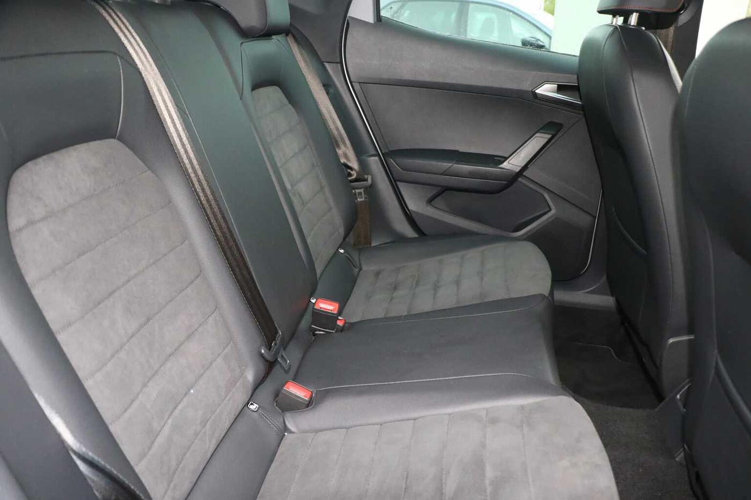 SEAT Arona 1.0 TSI 110 FR Sport 5dr