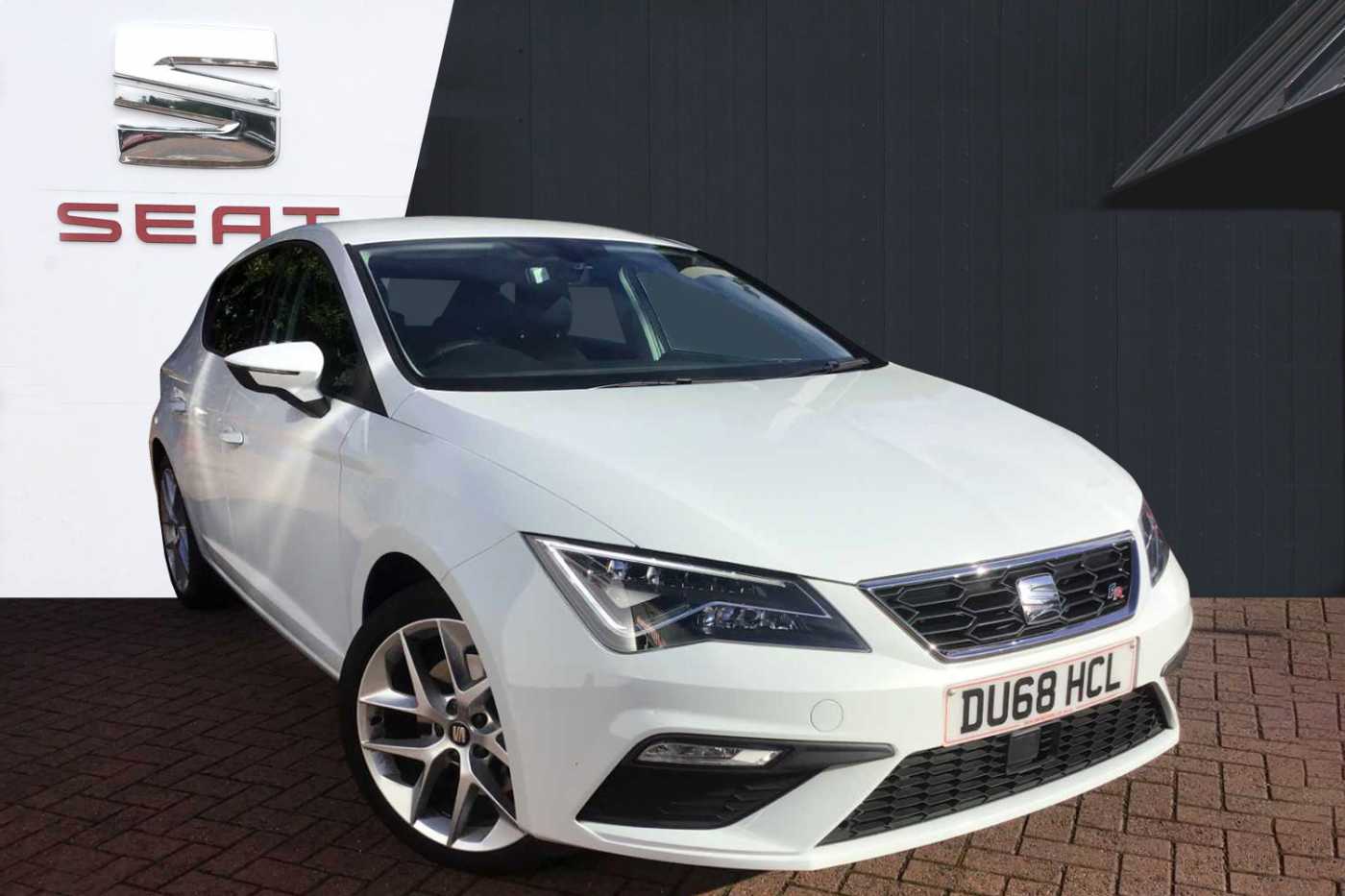 SEAT Leon 5dr (2016) 1.8 TSI FR Technology (180 PS)