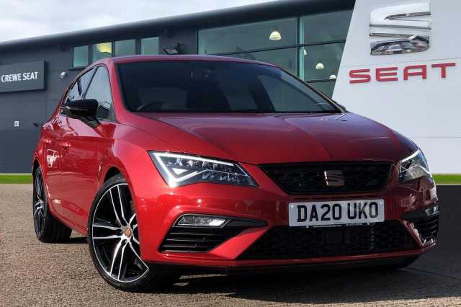 SEAT Leon 5dr 2.0 TSI Cupra Lux 290 DSG