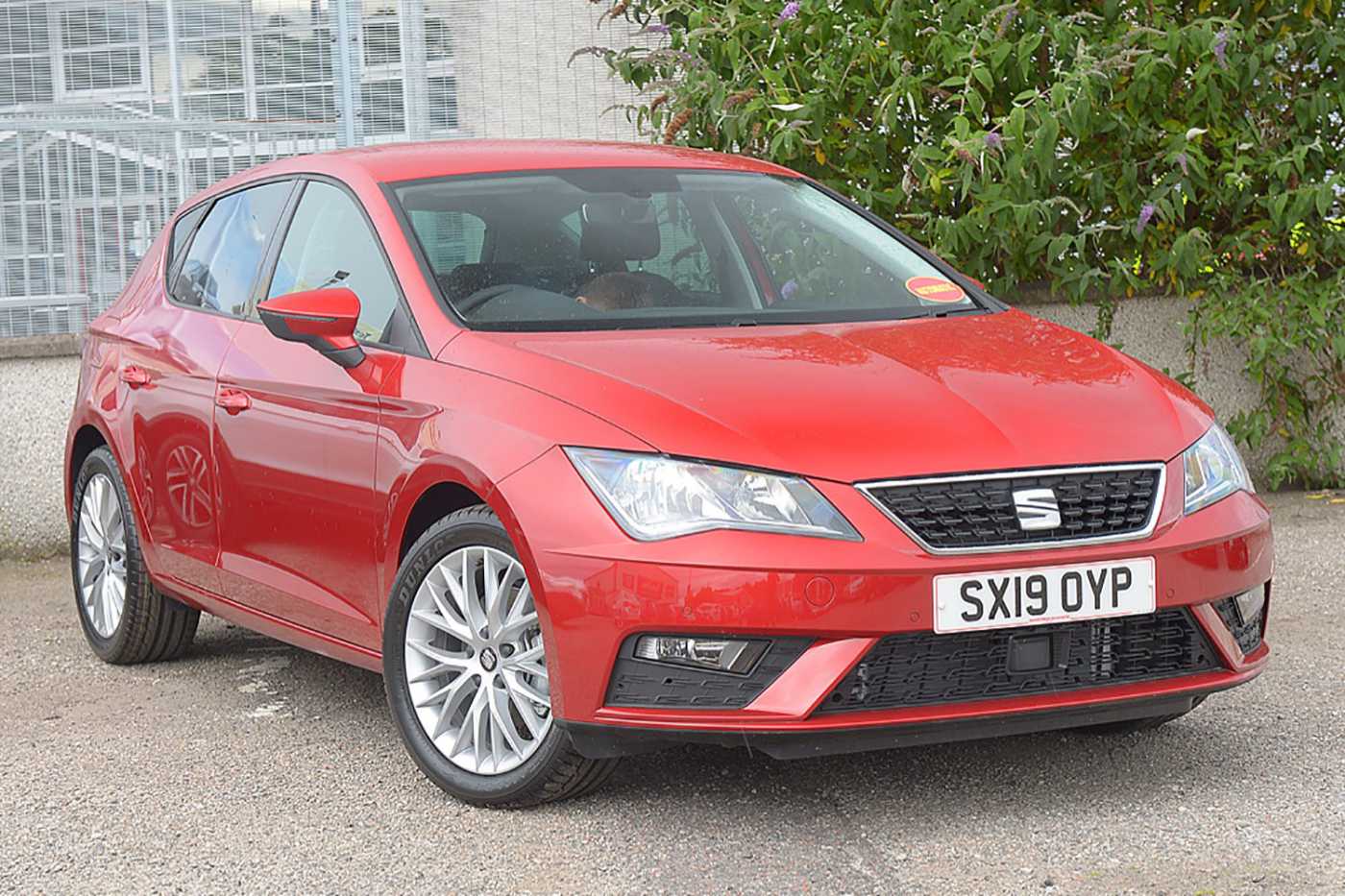 SEAT Leon 5dr (2016) 1.6TDI SE Dynamic DSG (115 PS)