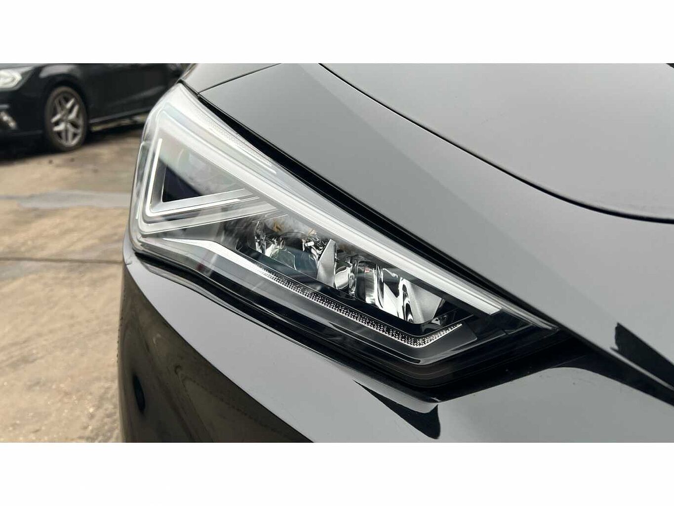 SEAT Leon 1.0 eTSI EVO (110ps) FR Sport DSG