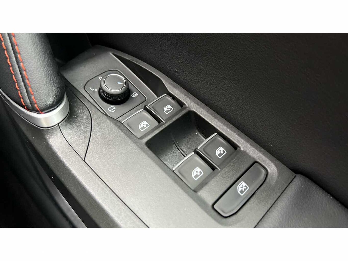 SEAT Leon 1.0 eTSI EVO (110ps) FR Sport DSG