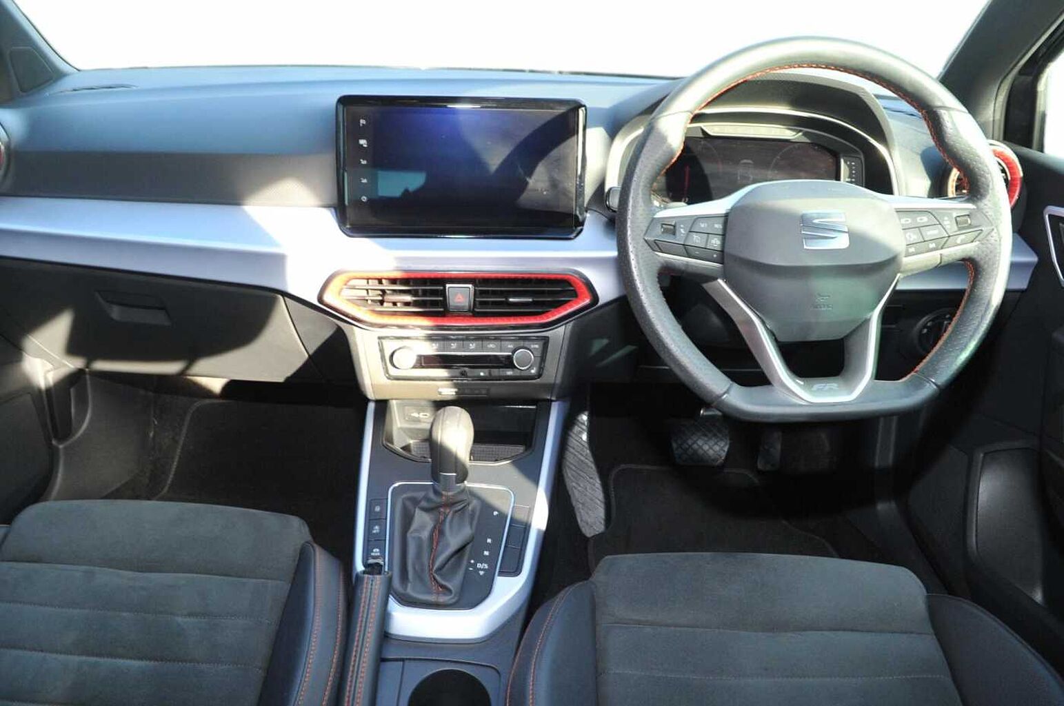 SEAT Arona 1.5 TSI 150 FR Sport 5dr DSG