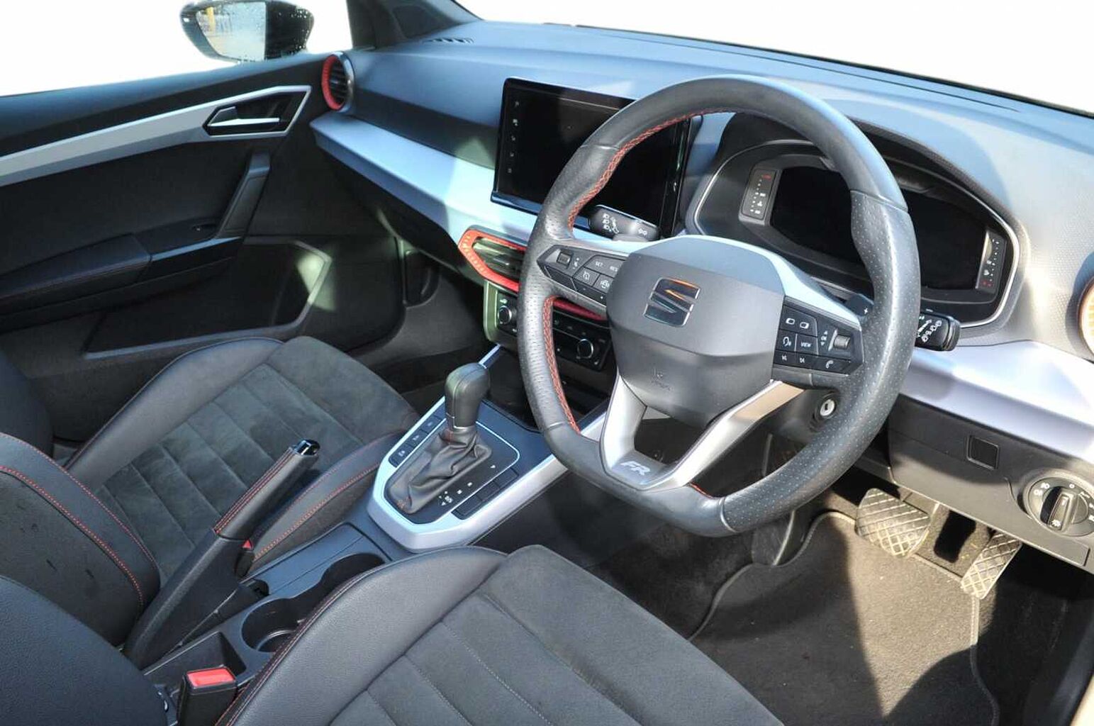 SEAT Arona 1.5 TSI 150 FR Sport 5dr DSG