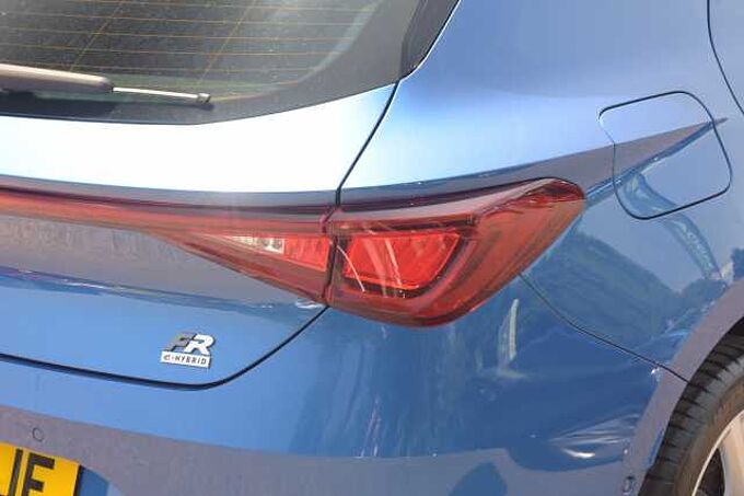 SEAT Leon 1.4 e-HYBRID (204ps) FR DSG