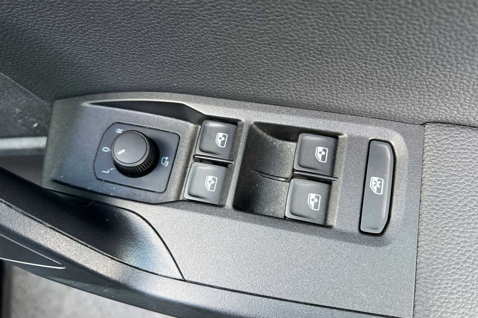 SEAT Ibiza 1.0 TSI 115 FR Sport 5dr