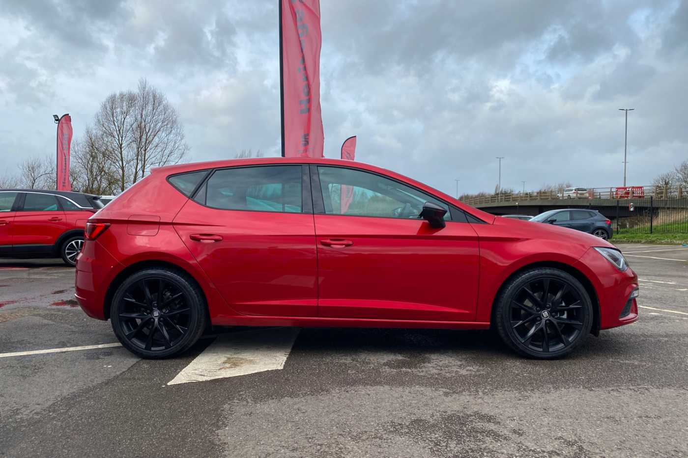 SEAT Leon FR Black Edition 1.5 TSI EVO 150ps 6-SpeEd Manual 5 Door