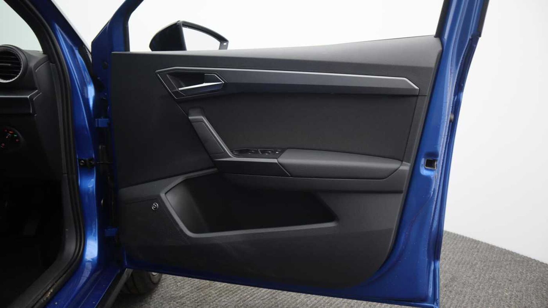 SEAT Arona 1.0 TSI (115ps) FR Limited Edition