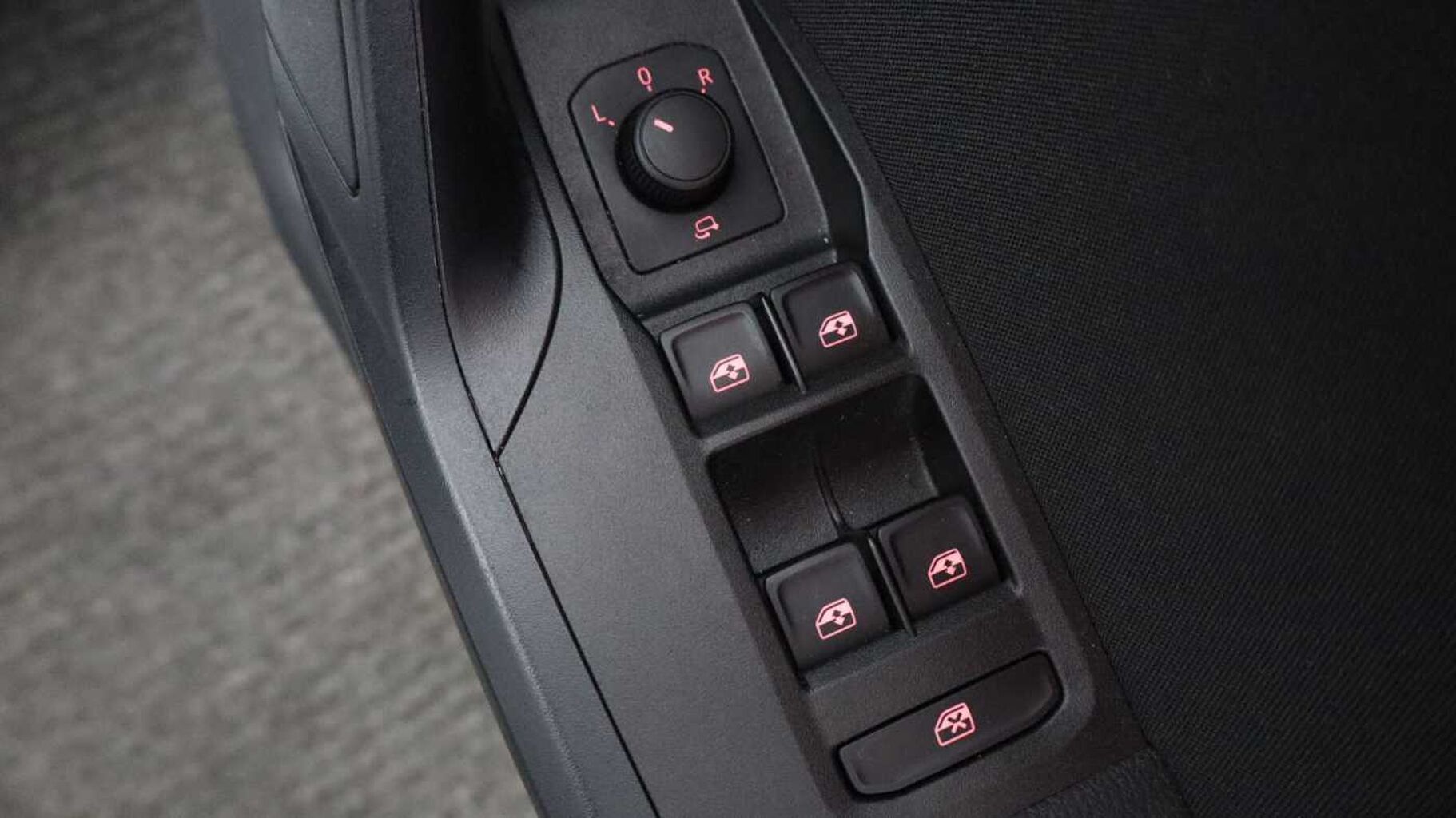 SEAT Arona 1.0 TSI (115ps) FR Limited Edition DSG