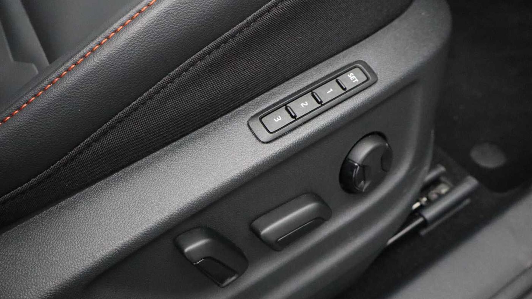 SEAT Ateca SUV 1.5 EcoTSI (150ps) FR Sport DSG