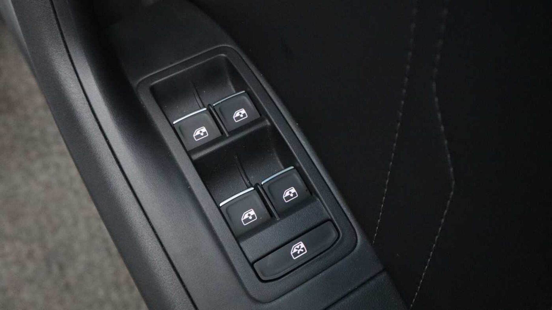 SEAT Ateca 1.5 TSI EVO FR Black Edition 5dr DSG