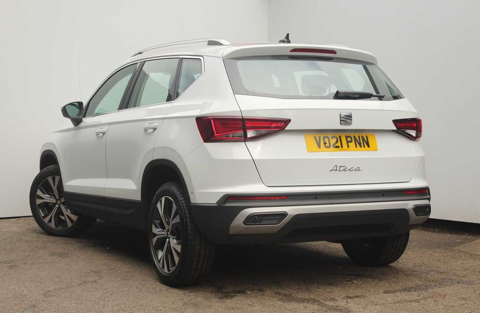 Find A Used White SEAT Ateca