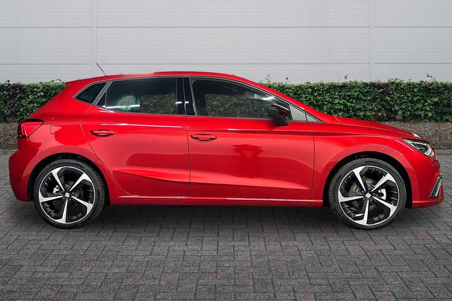 SEAT Ibiza 1.0 TSI 115 FR Sport 5dr *Panroof* *Delivery Miles*