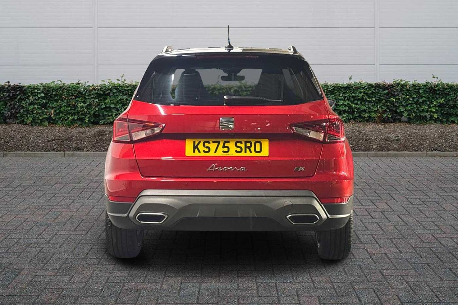 SEAT Arona 1.0 TSI 115 FR Black Edition 5dr *Delivery Miles*