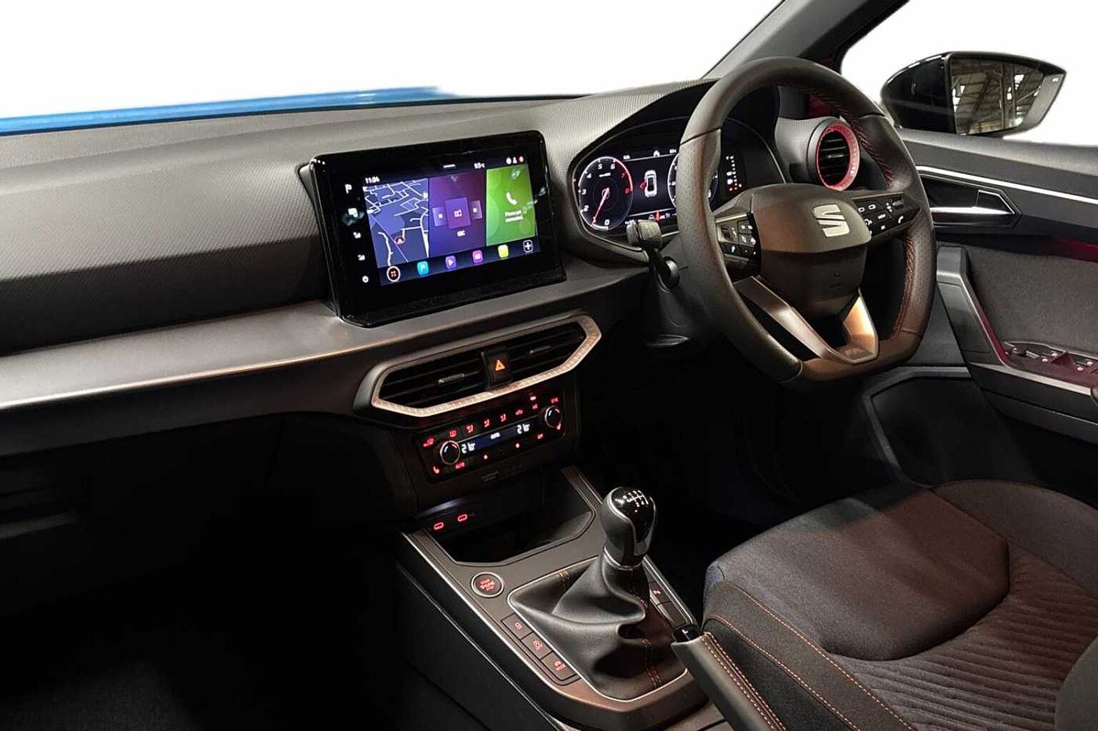 SEAT Arona 1.0 TSI 115 FR Black Edition 5dr *Delivery Miles*