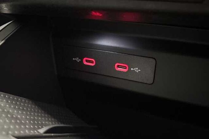 SEAT Arona 1.0 TSI 115 FR 5dr *Delivery Miles*