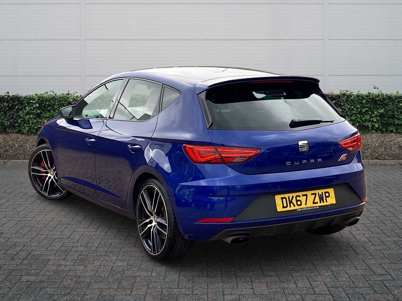 SEAT Leon 5dr (2016) 2.0 TSI Cupra 300 DSG