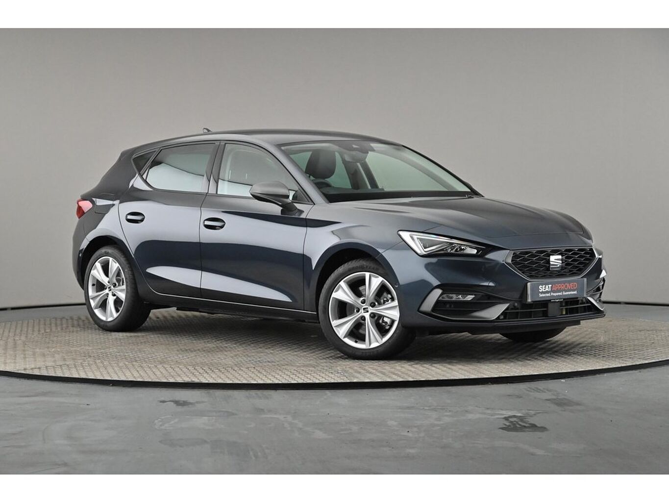 Find A Used Grey Seat Leon Fr 1 4 E Hybrid Dsg Auto Afv 4 6 Speed Automatic In Slough Seat Uk