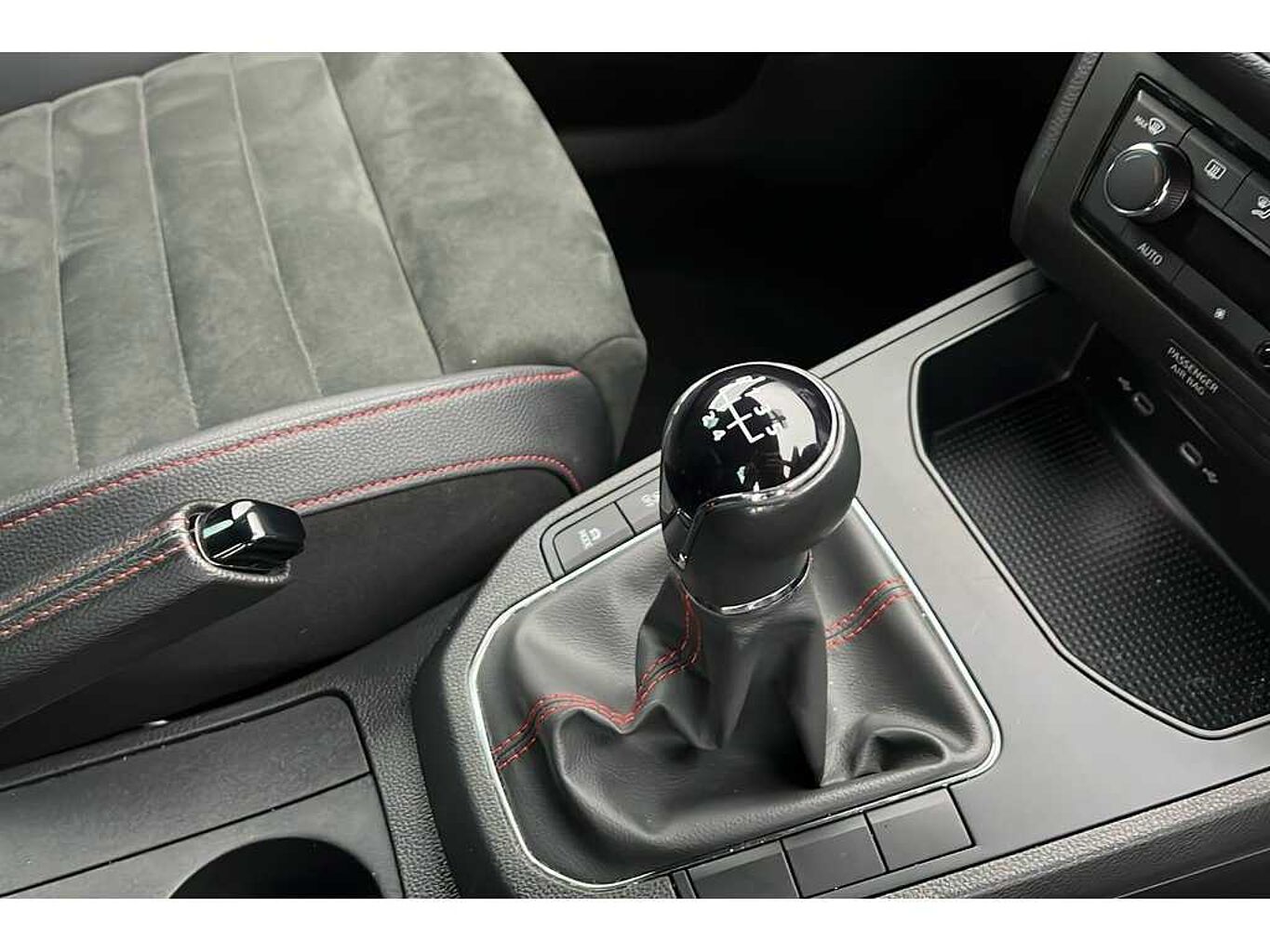 SEAT Ibiza FR Sport 1.0 TSI Petrol 95 5-speed manual