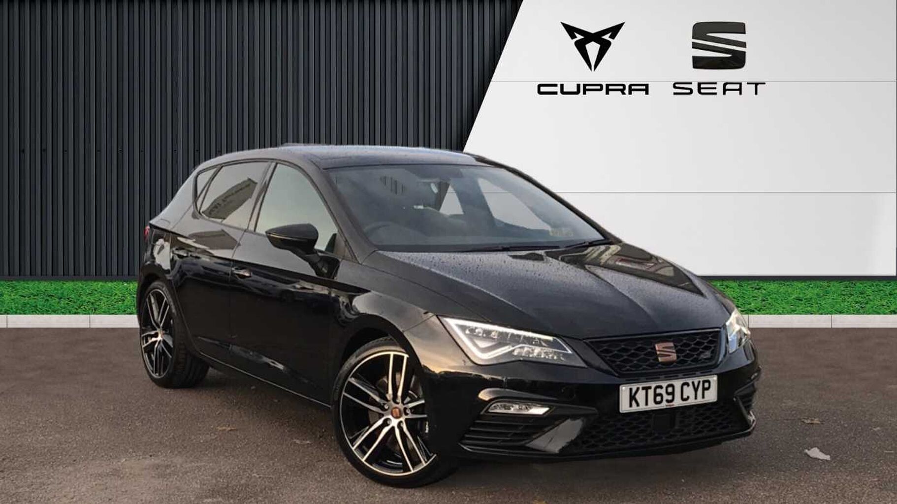 Find A Used Black Seat Leon 2 0 Tsi Cupra 290 Hatchback 5dr Petrol Dsg S S 290 Ps In Huddersfield Seat Uk