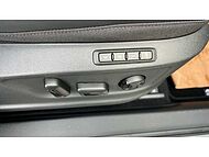 SEAT Ateca Seat Ateca Estate 1.5 TSI EVO FR Black Edition 5dr