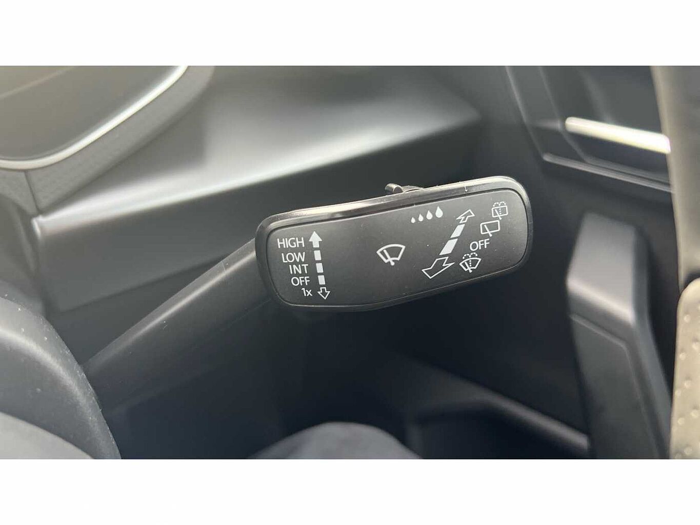 SEAT Arona Seat Arona Hatchback 1.0 TSI 115 FR Black Edition 5dr DSG