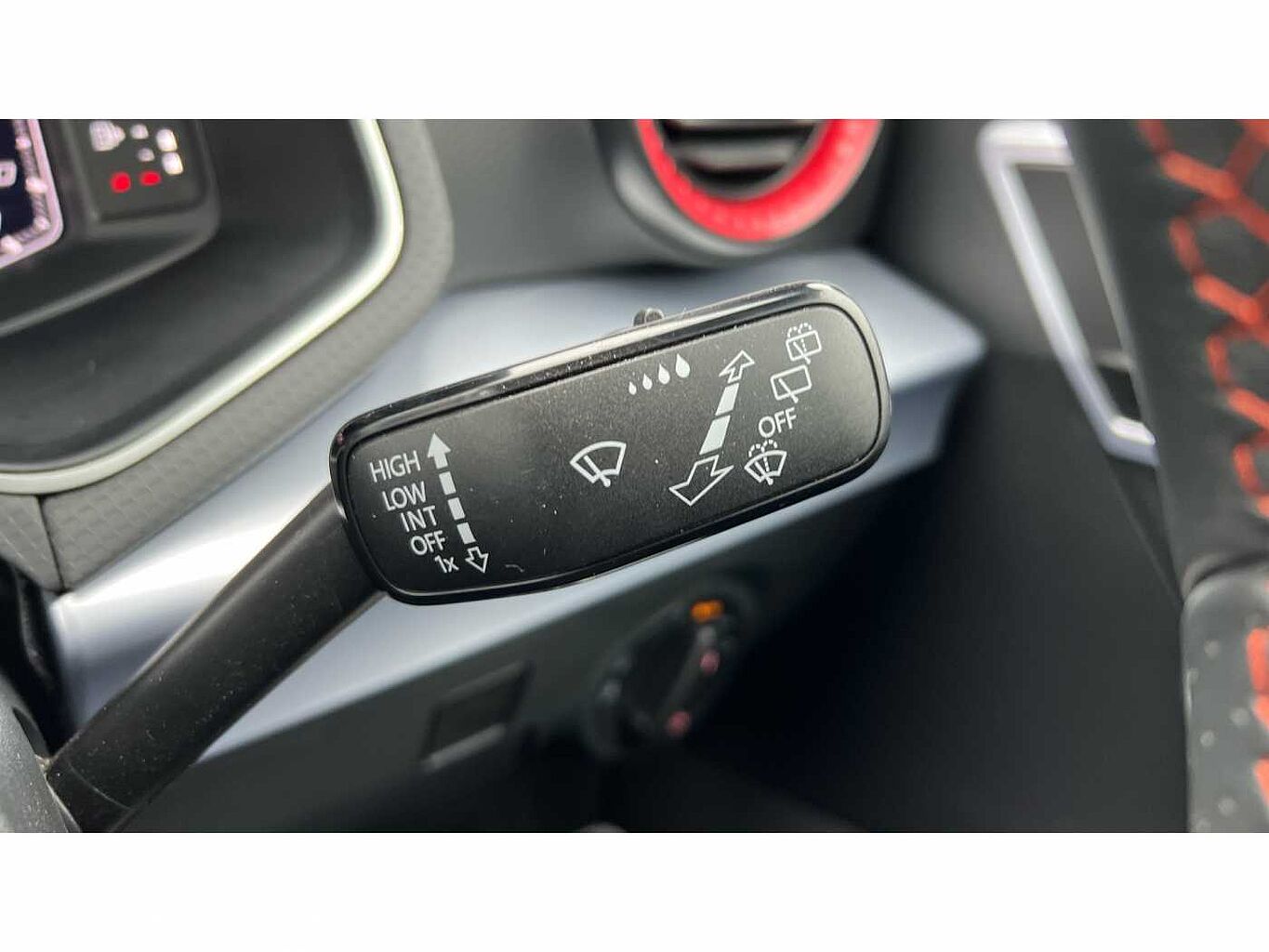 SEAT Arona 1.0 TSI 115 FR Sport 5dr DSG