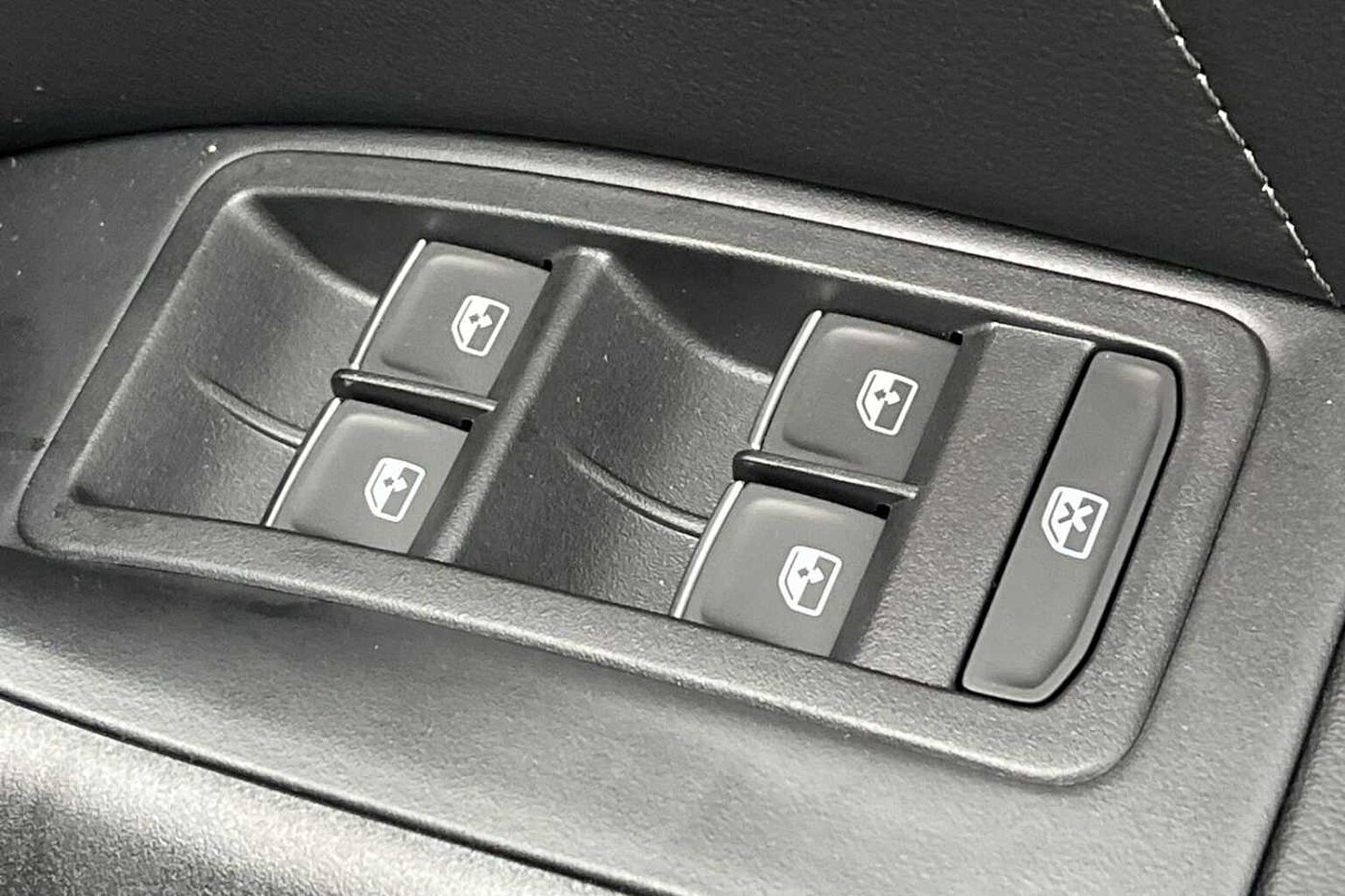 SEAT Ateca 1.5 TSI EVO FR Black Edition 5dr