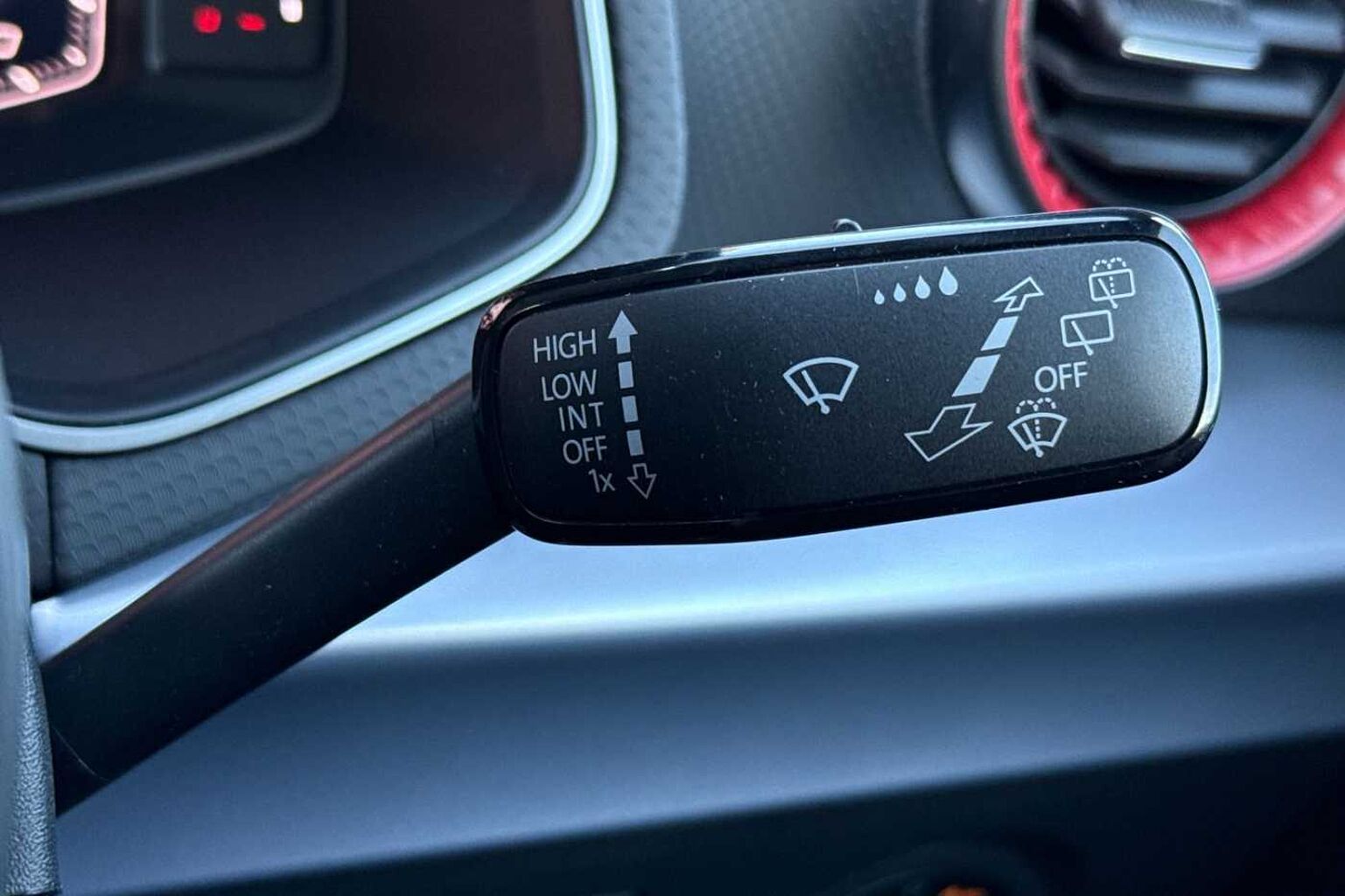 SEAT Arona 1.0 TSI 115 FR Sport 5dr DSG